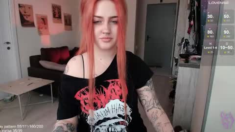 Snapshot of gothkittys chatting on May 19, 11:38 am traumfrau Kira angel face devil eyes I SELL A LOT VIDEO IN GALLERY online show from May 19, 11:38 am