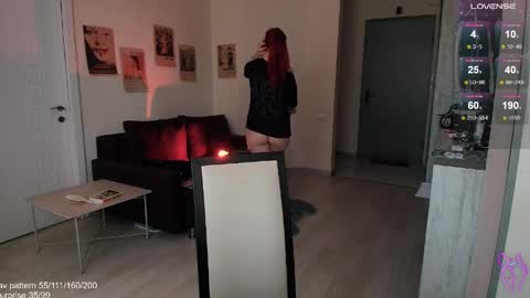 Snapshot of gothkittys chatting on June 5, 11:05 am traumfrau Kira angel face devil eyes I SELL A LOT VIDEO IN GALLERY online show from June 5, 11:05 am