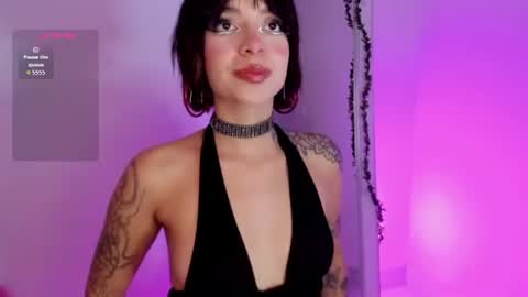 Snapshot of gothv chatting on July 2, 11:05 am Violet online show from July 2, 11:05 am