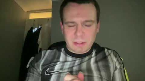 Snapshot of gotitgoin_ chatting on February 12, 9:54 pm GotItGoin online show from February 12, 9:54 pm