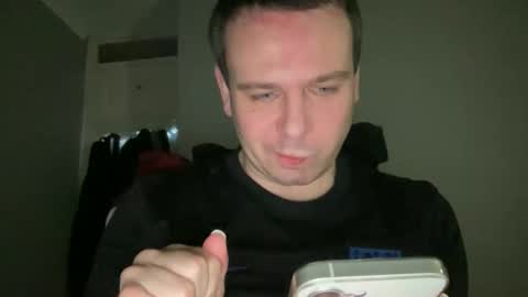 Snapshot of gotitgoin_ chatting on February 15, 1:57 am GotItGoin online show from February 15, 1:57 am