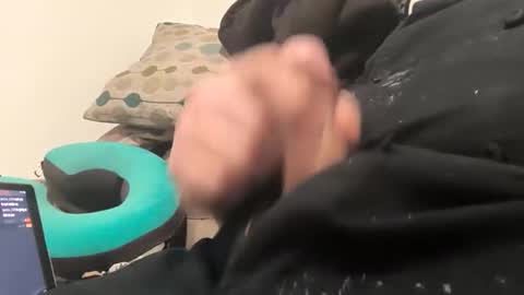 Snapshot of gotsum4u001 chatting on January 15, 2:27 am gotsum4u001 online show from January 15, 2:27 am