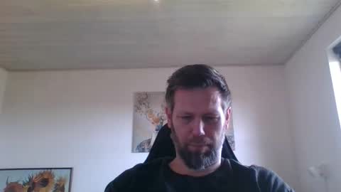 Snapshot of gottalop chatting on April 5, 10:01 am gottalop online show from April 5, 10:01 am