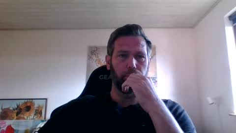 Snapshot of gottalop chatting on July 5, 7:26 am gottalop online show from July 5, 7:26 am