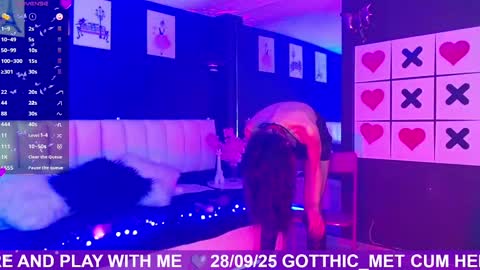 Meredith Alessandra online show from September 29, 4:50 am