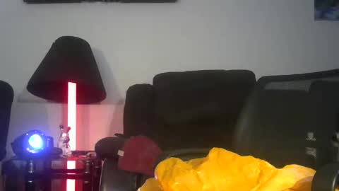 Snapshot of gr8peephole chatting on April 22, 11:39 pm gr8peephole online show from April 22, 11:39 pm