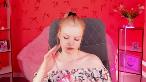 Grace Glamour online show from January 22, 11:34 am