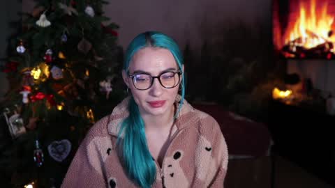 Snapshot of gracegreen chatting on December 20, 1:22 pm I will be glad to see you  30 N  1800  - 2300 gmt3  online show from December 20, 1:22 pm