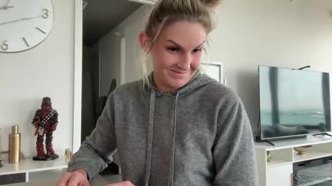Snapshot of graciemae_baexx chatting on March 3, 6:44 pm Gracie Mae online show from March 3, 6:44 pm