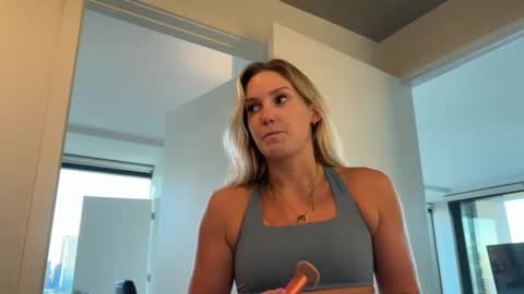 Snapshot of graciemae_baexx chatting on October 8, 10:29 pm Gracie Mae online show from October 8, 10:29 pm