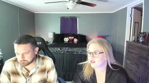 Snapshot of graniteaura chatting on May 1, 1:10 am graniteaura online show from May 1, 1:10 am