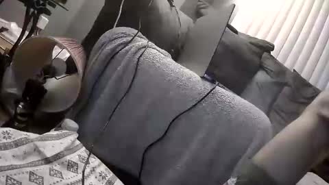 Get US to 1000 you wont be disapointed online show from February 3, 2:53 am