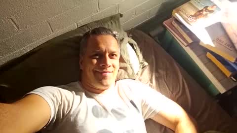 Snapshot of grattitude chatting on October 12, 12:04 pm grattitude online show from October 12, 12:04 pm