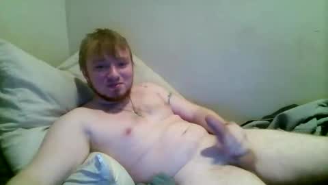 gravewalker22 online show from February 5, 3:44 am