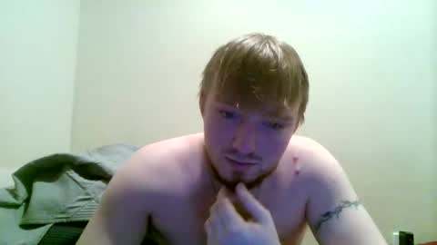 gravewalker22 online show from February 17, 3:14 am