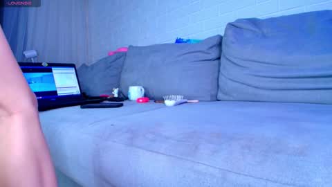 Snapshot of great_blondy chatting on February 18, 11:22 pm Anny online show from February 18, 11:22 pm