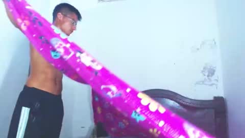 Snapshot of great_sexy_couple chatting on November 3, 12:46 am great_sexy_couple online show from November 3, 12:46 am