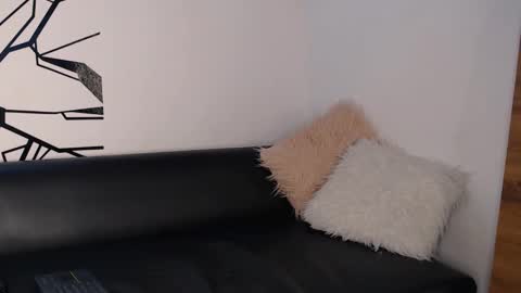 Snapshot of grecia_rouse chatting on February 27, 2:42 am  GRECIA  online show from February 27, 2:42 am