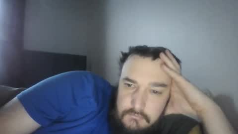 Snapshot of greenbee08 chatting on February 22, 1:42 pm greenbee08 online show from February 22, 1:42 pm