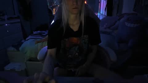 GreenEyedLovexo online show from March 5, 6:23 am