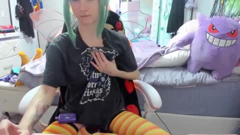 GreenEyedLovexo online show from October 3, 6:38 pm