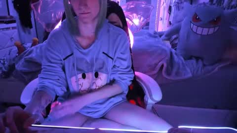 GreenEyedLovexo online show from October 21, 5:41 am