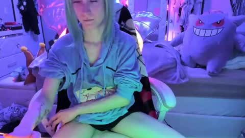 GreenEyedLovexo online show from November 24, 4:01 am