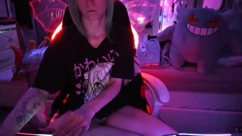 GreenEyedLovexo online show from November 25, 6:35 am