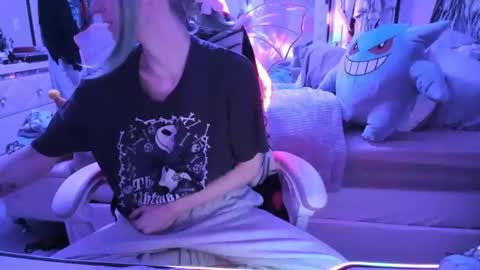 GreenEyedLovexo online show from December 4, 3:43 pm