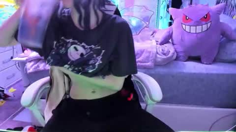 GreenEyedLovexo online show from January 14, 5:07 pm