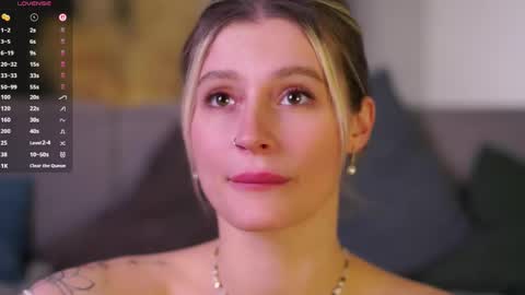 Kelly online show from April 15, 2:24 pm