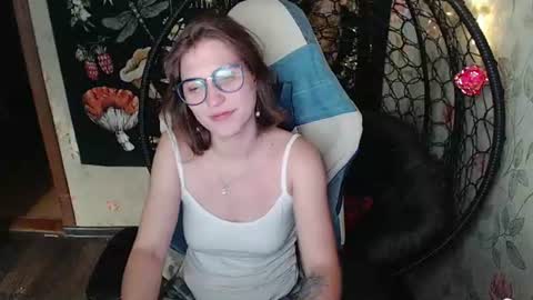 Snapshot of greenwitch9 chatting on June 26, 5:06 pm Lina online show from June 26, 5:06 pm