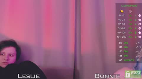 Leslie online show from December 18, 1:05 am