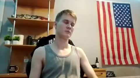 Snapshot of greonn chatting on July 10, 10:12 pm Felix online show from July 10, 10:12 pm