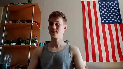 Snapshot of greonn chatting on July 18, 11:03 am Felix online show from July 18, 11:03 am