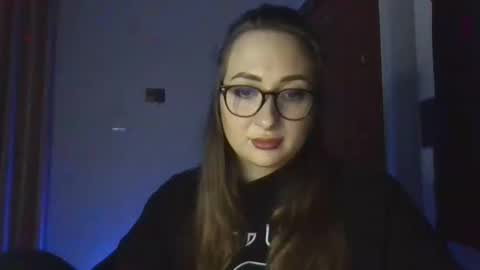 greta_shine online show from April 16, 4:08 pm