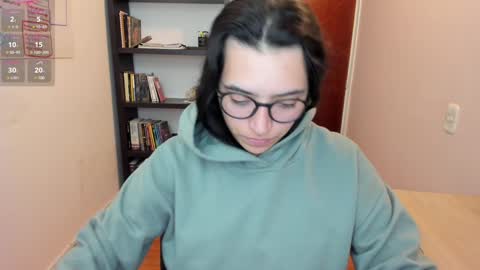 Snapshot of gretagat chatting on December 4, 10:41 pm Greta online show from December 4, 10:41 pm