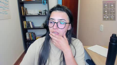 Snapshot of gretagat chatting on February 19, 1:08 am Greta online show from February 19, 1:08 am