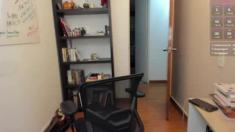 Snapshot of gretagat chatting on November 8, 2:23 am Greta online show from November 8, 2:23 am