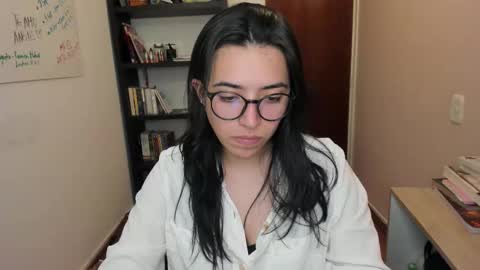 Snapshot of gretagat chatting on November 10, 4:44 am Greta online show from November 10, 4:44 am