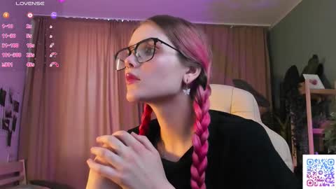 gretchen_mol online show from March 17, 7:33 am