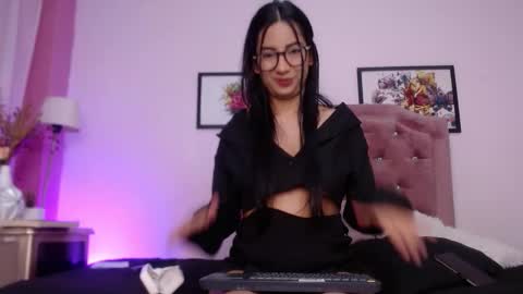 Snapshot of gretel_streit chatting on February 12, 3:23 am Gretel online show from February 12, 3:23 am