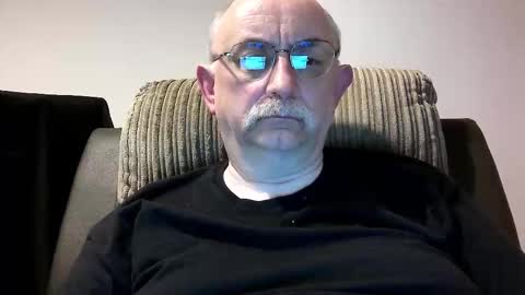 Snapshot of grey_dom chatting on December 22, 11:20 pm Master  Sir online show from December 22, 11:20 pm
