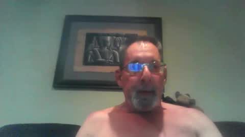 Snapshot of greybeard6868 chatting on December 4, 2:20 am greybeard6868 online show from December 4, 2:20 am