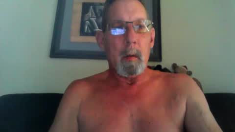 Snapshot of greybeard6868 chatting on December 16, 8:48 pm greybeard6868 online show from December 16, 8:48 pm