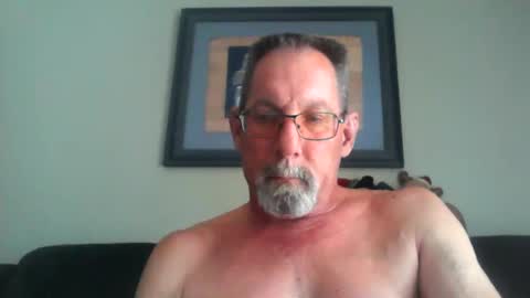 Snapshot of greybeard6868 chatting on December 28, 8:58 pm greybeard6868 online show from December 28, 8:58 pm