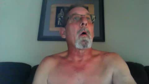 Snapshot of greybeard6868 chatting on January 26, 10:35 pm greybeard6868 online show from January 26, 10:35 pm