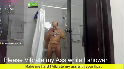 Snapshot of greyishere chatting on October 4, 8:01 am Grey. If viewing your cam I am more likely to stay if you show your face. online show from October 4, 8:01 am