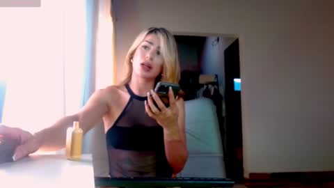 Greyslopez online show from January 13, 10:03 pm