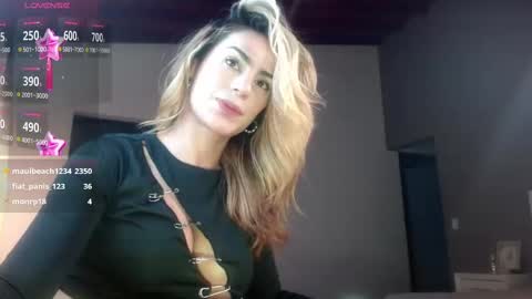 Greyslopez online show from February 12, 12:27 am